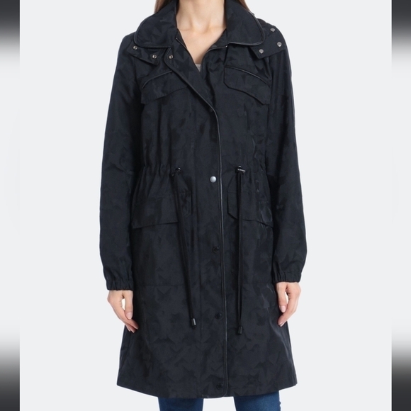 Avec Les Filles Jackets & Blazers - 𝅺NWOT AVEC LES FILLES Star Camo Print Long Jacket